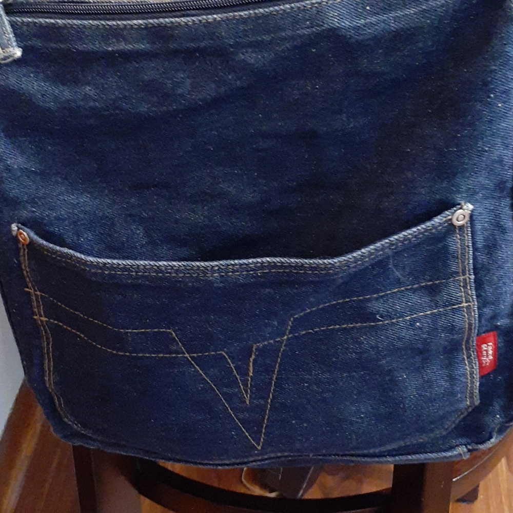Purse - Picture 3 of 3